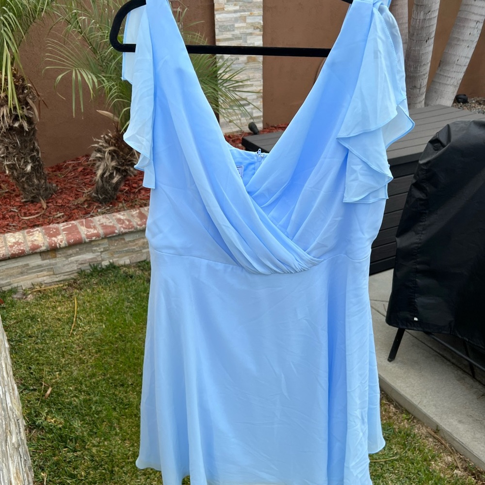 David bridal flutter sleeve chiffon short bridesmaid dress